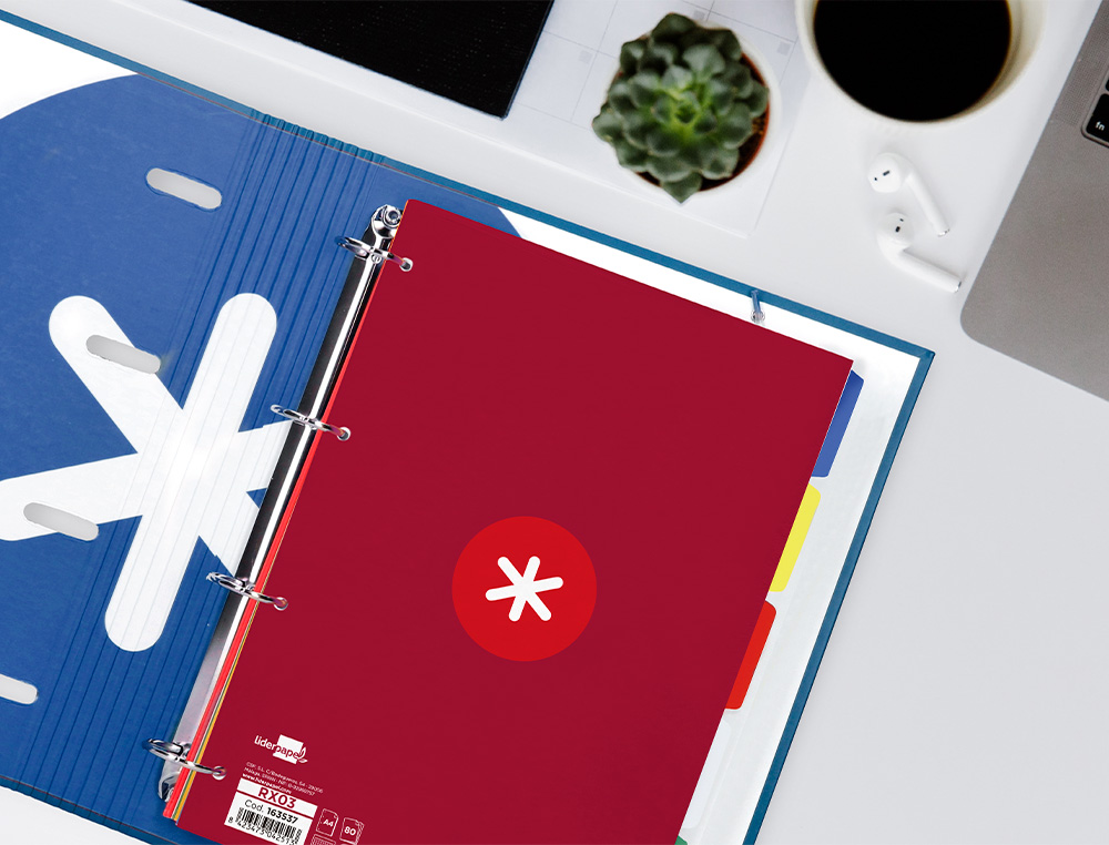 RECAMBIO ANTARTIK A4 80 HOJAS 90GR CUADRO 5 MM 4 TALADROS 1 BANDA MARCO COLOR FRAMBUESA