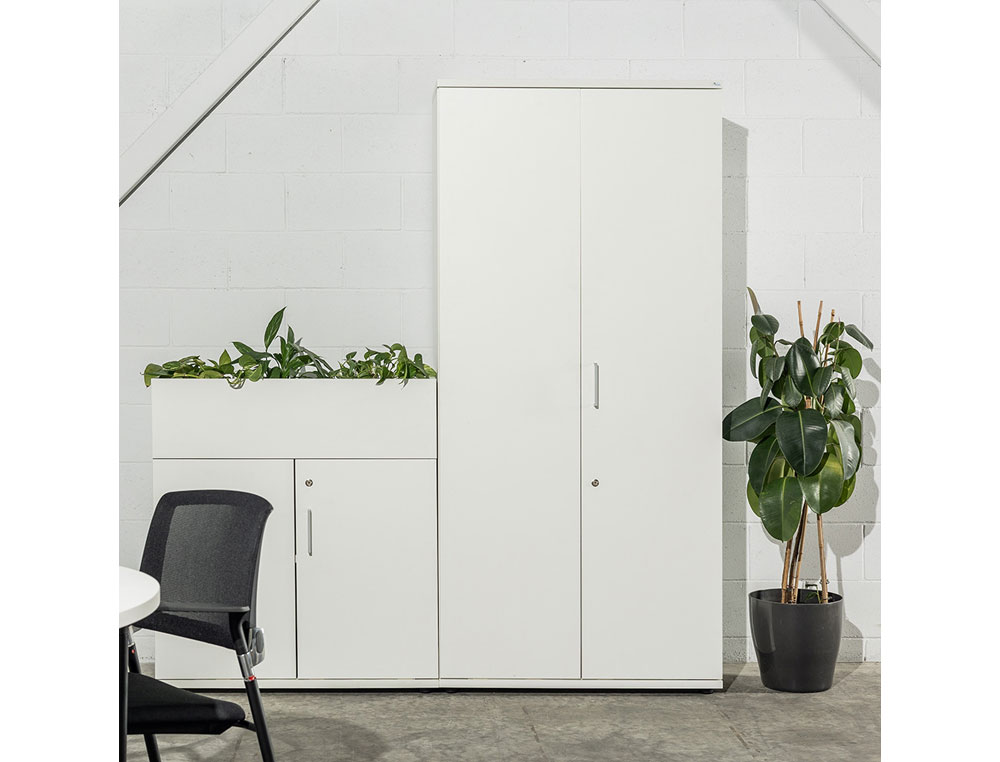 ARMARIO ROCADA CON 3 ESTANTES Y DOS PUERTAS ENTERAS SERIE STORE 156X90X45 ACABADO AA01 HAYA/HAYA